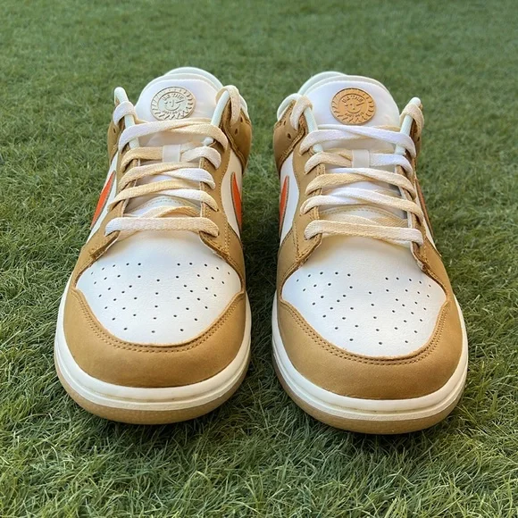 Nike Dunk Low Retro - Picture 2 of 5